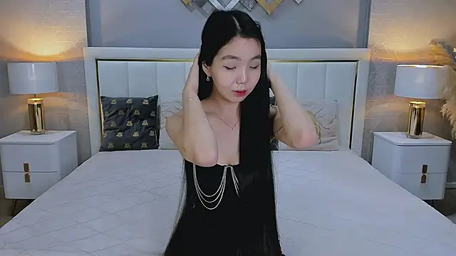 EMILY GREENSON online show from February 11, 2026, 7:08 am