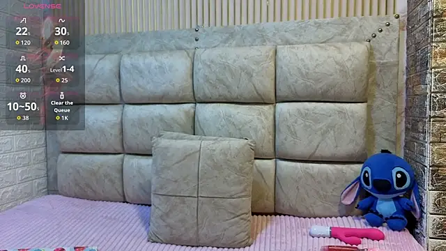 ValeryMorales online show from December 16, 2025, 3:44 am