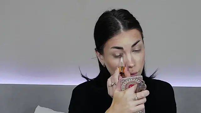 Snapshot of RachaelMils chatting on December 23, 2025, 4:01 am RachaelMils online show from December 23, 2025, 4:01 am