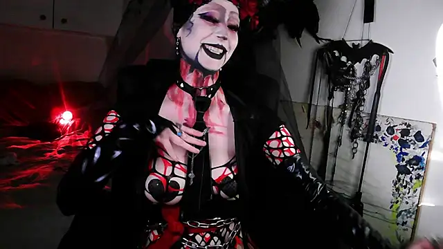 EmpressMorrigan online show from April 30, 2026, 4:36 pm
