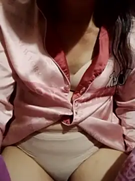 Lili-123k online show from March 8, 2026, 4:49 am