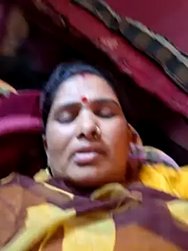 Snapshot of Your-shreya143 chatting on May 21, 2026, 6:11 am Your-shreya143 online show from May 21, 2026, 6:11 am