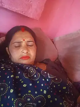 Your-shreya143 online show from March 2, 2026, 6:03 am