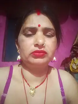 Your-shreya143 online show from April 14, 2026, 8:36 pm