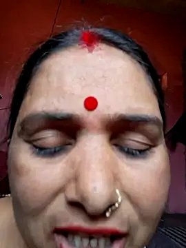 Snapshot of Your-shreya143 chatting on May 9, 2026, 6:39 am Your-shreya143 online show from May 9, 2026, 6:39 am