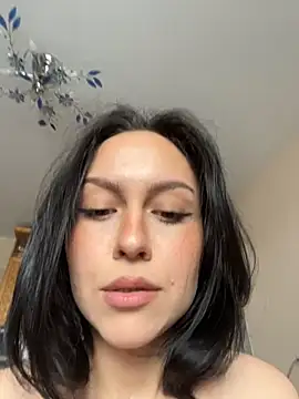 Snapshot of MonicaMercer chatting on May 13, 2026, 7:59 am MonicaMercer online show from May 13, 2026, 7:59 am