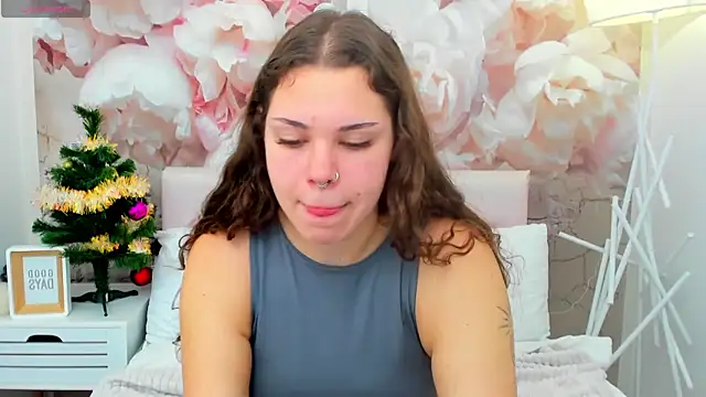 MartaRey online show from December 19, 2025, 6:38 am