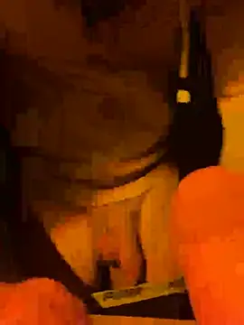 Snapshot of Bigdaad92 chatting on May 17, 2026, 8:42 pm Bigdaad92 online show from May 17, 2026, 8:42 pm