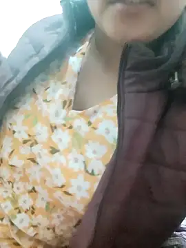 virgin girl1234 online show from December 20, 2025, 3:37 pm