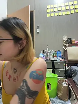 Snapshot of abella1116 chatting on January 10, 2026, 5:30 pm abella1116 online show from January 10, 2026, 5:30 pm