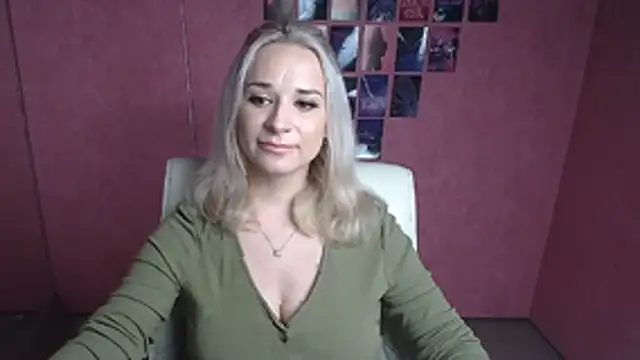 Snapshot of Melodie_Aster chatting on July 12, 2026, 5:19 am Melodie Aster online show from July 12, 2026, 5:19 am