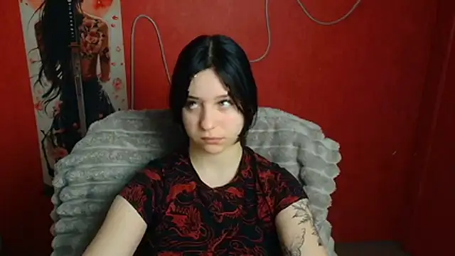 Lilu May online show from March 12, 2026, 12:42 pm