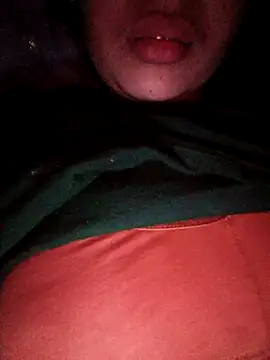 hottyrose69 online show from December 3, 2025, 2:27 pm