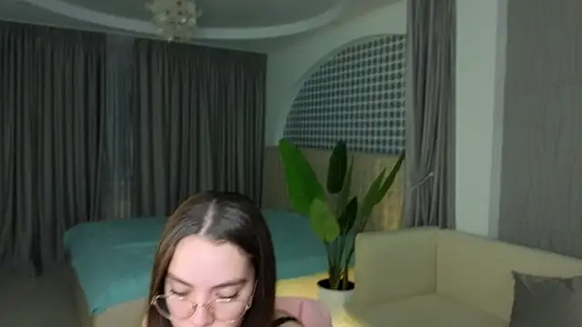 JesusBeckler online show from December 16, 2025, 3:38 pm