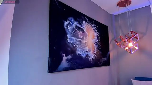 TiffanyHoustton online show from April 19, 2026, 12:17 pm