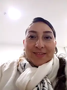 Valeria montana  online show from February 5, 2026, 1:51 pm