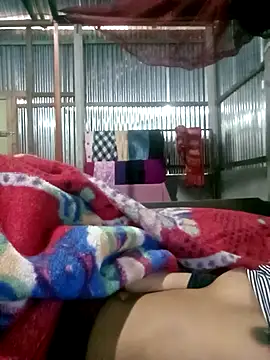 naughtygirl96 online show from April 12, 2026, 12:58 am