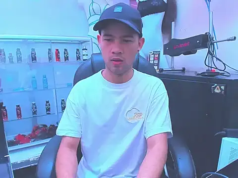 SweeXioji online show from January 9, 2026, 4:03 pm