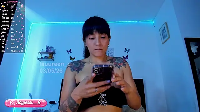 Snapshot of lauureen_c chatting on May 3, 2026, 5:16 pm lauureen c online show from May 3, 2026, 5:16 pm