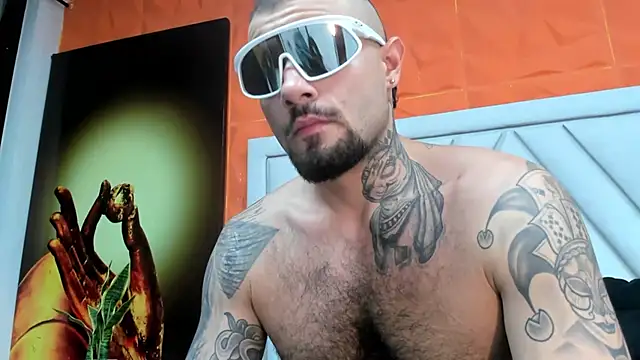 Snapshot of lucky_smith1 chatting on January 9, 2026, 6:04 pm lucky smith1 online show from January 9, 2026, 6:04 pm