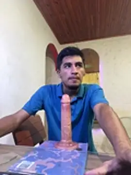 Snapshot of maxI_dick33 chatting on March 3, 2026, 2:46 pm maxI dick33 online show from March 3, 2026, 2:46 pm