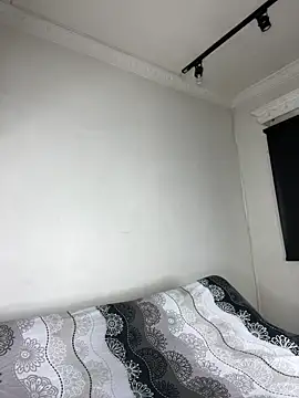 Snapshot of KIRAMA_4U chatting on February 9, 2026, 8:29 pm KIRAMA 4U online show from February 9, 2026, 8:29 pm