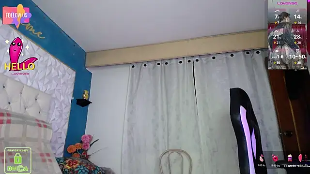 Mia Duque1999 online show from January 7, 2026, 11:43 pm