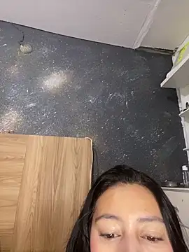 Jennmyller  online show from April 15, 2026, 5:57 am