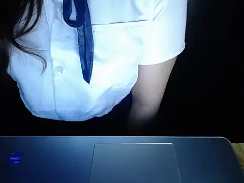 Snapshot of maian_love chatting on January 31, 2026, 7:12 pm maian love online show from January 31, 2026, 7:12 pm