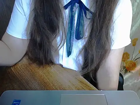 Snapshot of maian_love chatting on May 12, 2026, 7:31 pm maian love online show from May 12, 2026, 7:31 pm