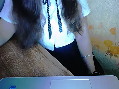 Snapshot of maian_love chatting on May 13, 2026, 6:48 pm maian love online show from May 13, 2026, 6:48 pm