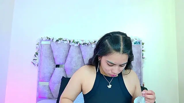 iris and damian online show from March 24, 2026, 5:24 pm