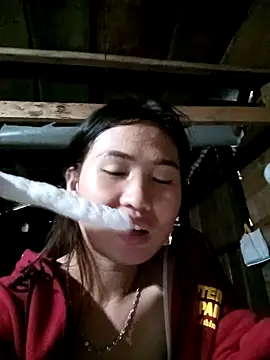 love-you2005 online show from December 3, 2025, 9:20 am