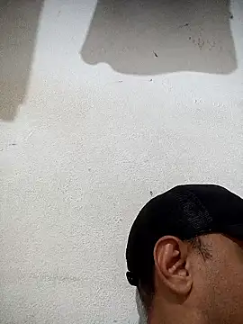 Mchljjk online show from January 11, 2026, 9:33 pm