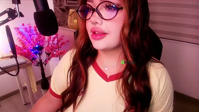 Snapshot of asheryn chatting on July 8, 2026, 1:52 am asheryn online show from July 8, 2026, 1:52 am