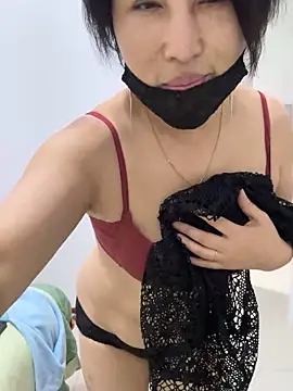 Snapshot of luckybaby666999 chatting on March 22, 2026, 2:51 pm luckybaby666999 online show from March 22, 2026, 2:51 pm