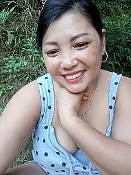 Snapshot of sary-hot2x chatting on June 1, 2026, 10:26 am sary-hot2x online show from June 1, 2026, 10:26 am