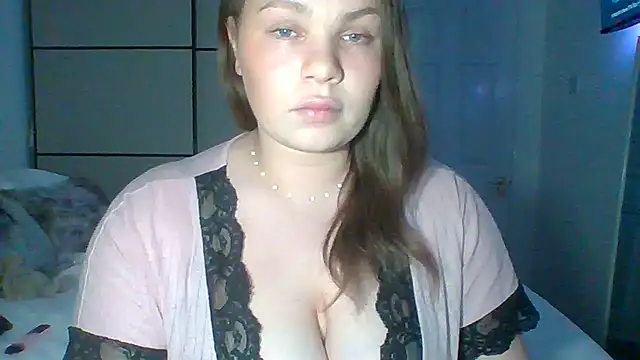 Snapshot of GEMMARMALADE chatting on May 6, 2026, 7:18 pm GEMMARMALADE online show from May 6, 2026, 7:18 pm