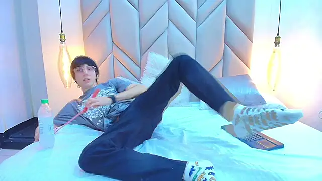 JeffBellfort online show from December 21, 2025, 7:48 pm