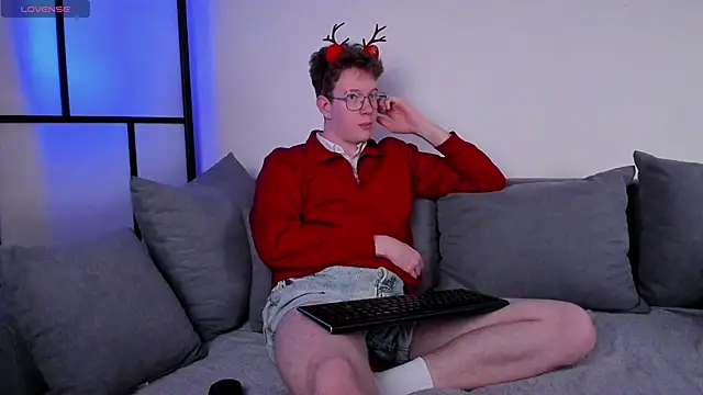 Snapshot of Teddy_Parkers chatting on December 3, 2025, 12:37 pm Teddy Parkers online show from December 3, 2025, 12:37 pm