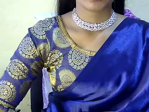 Snapshot of Shab_M chatting on July 8, 2026, 8:59 am Shab M online show from July 8, 2026, 8:59 am