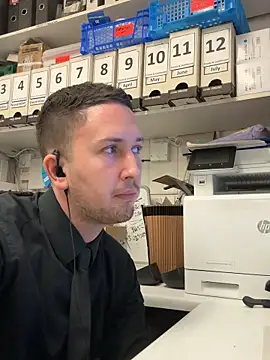 dirtyanal23 online show from April 6, 2026, 7:04 pm