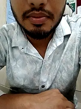 Snapshot of sexeyboy332 chatting on July 12, 2026, 3:40 am sexeyboy332 online show from July 12, 2026, 3:40 am