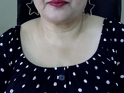 Snapshot of Soniya_Sha chatting on May 17, 2026, 6:46 am Soniya Sha online show from May 17, 2026, 6:46 am