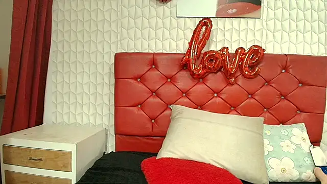 Elizabetth Roman online show from March 10, 2026, 8:24 pm