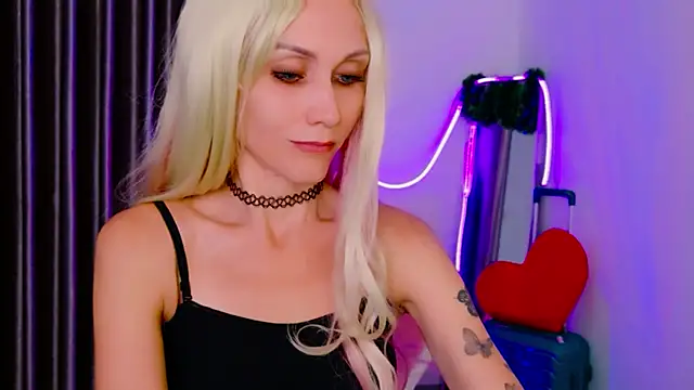 betty xoxoo online show from February 11, 2026, 11:10 am