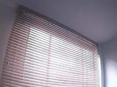 Snapshot of Fernanda_andrew chatting on June 18, 2026, 4:45 pm Fernanda andrew online show from June 18, 2026, 4:45 pm