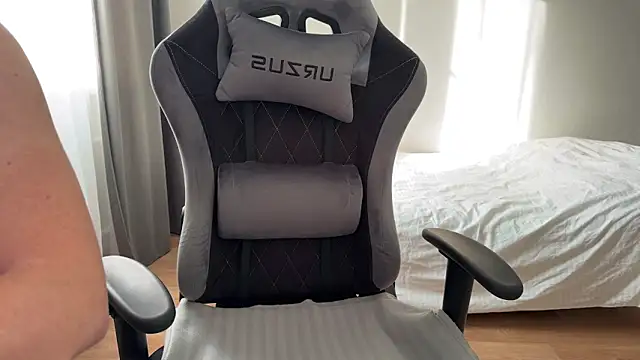 Snapshot of Sweets_9 chatting on February 21, 2026, 5:20 am Sweets 9 online show from February 21, 2026, 5:20 am