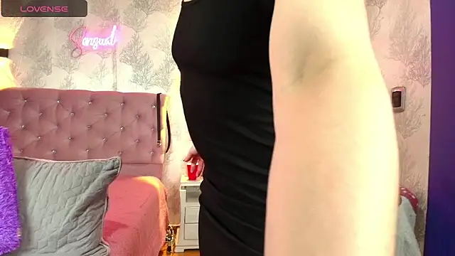 Amelie sutra online show from February 13, 2026, 7:25 pm