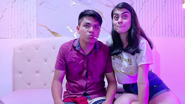 Snapshot of NatyAndAlex chatting on February 18, 2026, 9:55 pm NatyAndAlex online show from February 18, 2026, 9:55 pm